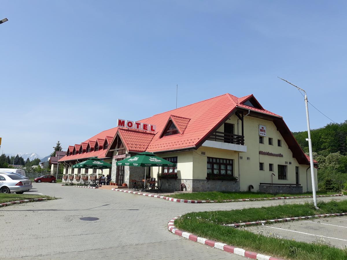 Motel Din Darste 萨彻勒 外观 照片